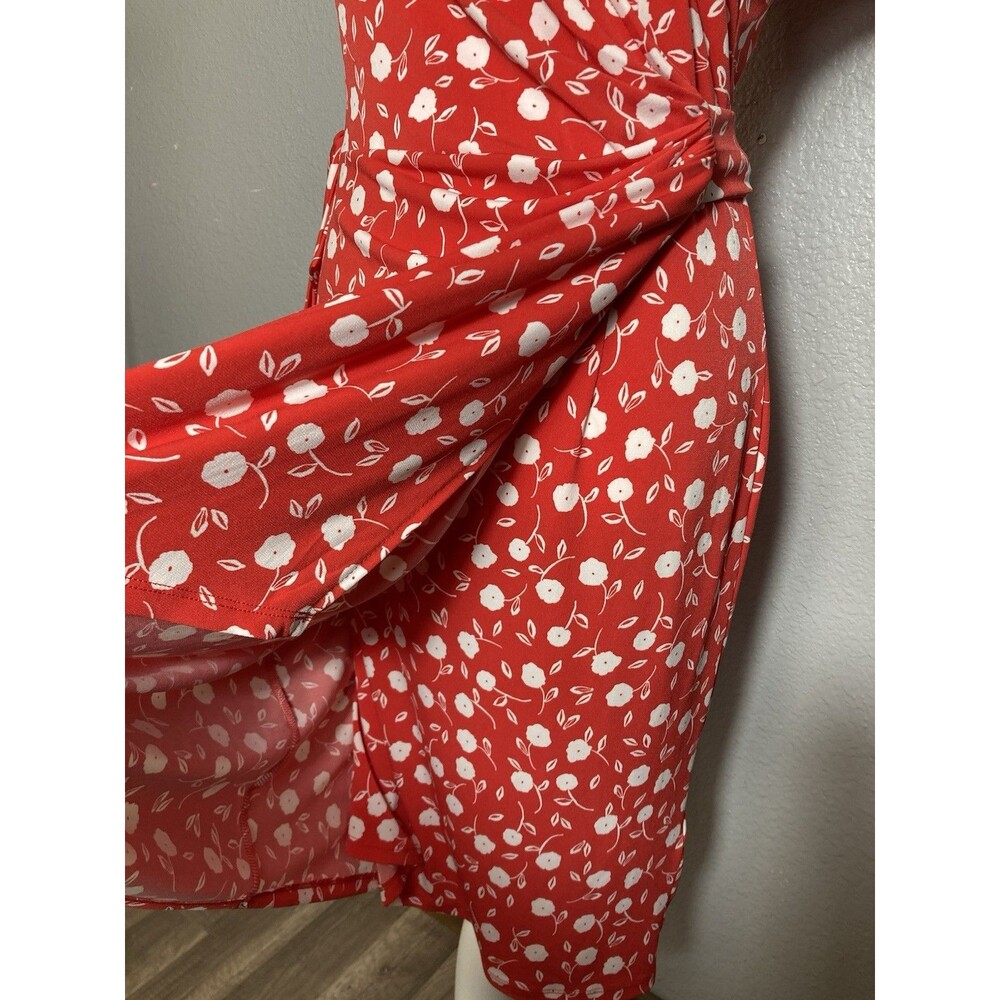 Maggy London Wrap Dress Red Floral Ruched Cap Sleeve Size 10 - Picture 6 of 9